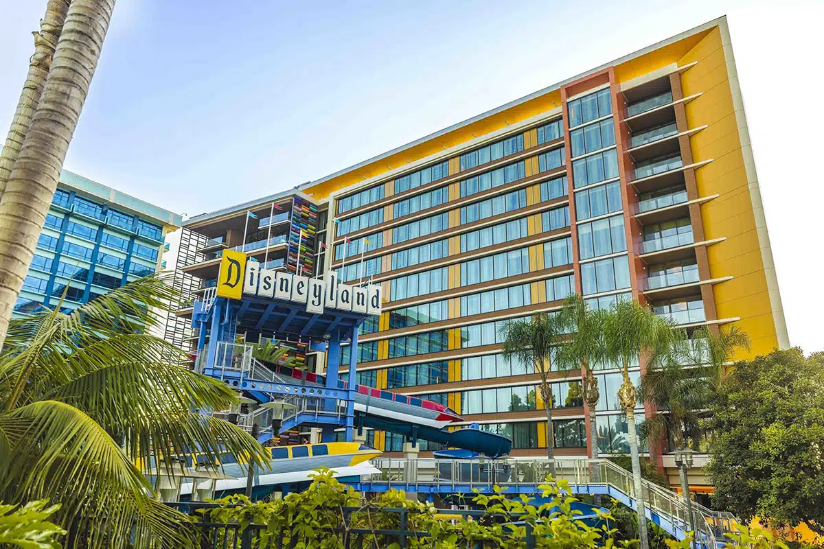 glaspro villas at disney hotel 01